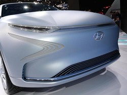 Hyundai Pamer Ketangguhan FE Fuel Cell Concept