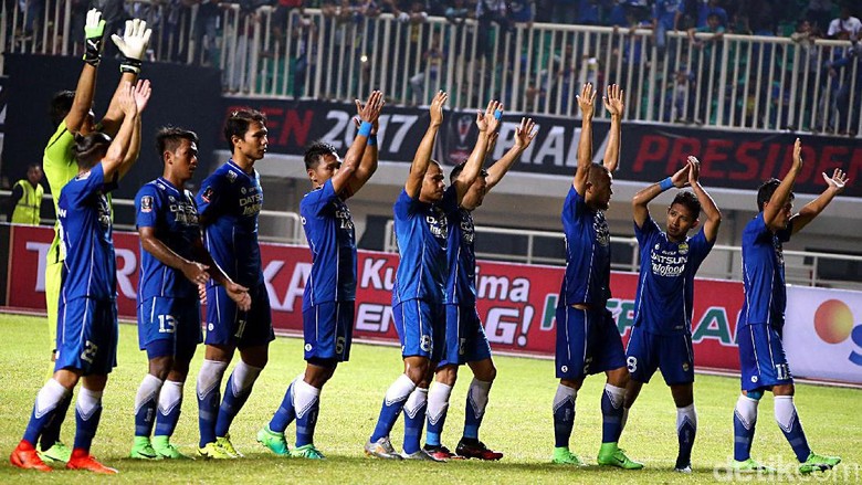 Setelah Datangkan Essien, Persib Bidik Dua Pemain Naturalisasi Ini Setelah Datangkan Essien, Persib Bidik Dua Pemain Naturalisasi Ini
