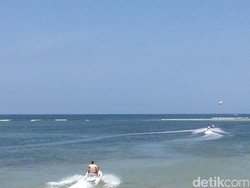 Penampakan Rombongan Raja Salman Main Water Sport di Bali