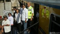 Menteri Rini dan Budi Kunjungi Proyek Stasiun Soedirman Baru