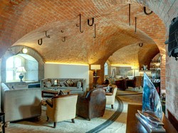 Restoran di Kontainer dan Benteng Bekas Perang, Tempat Unik Restoran di Inggris (2)