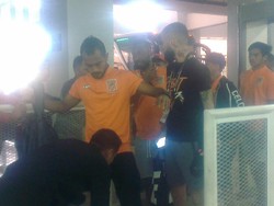 Presiden Jokowi Hadir di Stadion, Pemain Diperiksa dengan Metal Detector