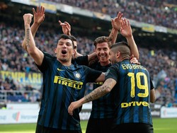 Si Ular Terus Incar Tiga Besar Sambil Berharap Napoli Terpeleset