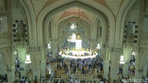 Foto: Tempat Menghibur Hati Luna Maya Saat Umroh