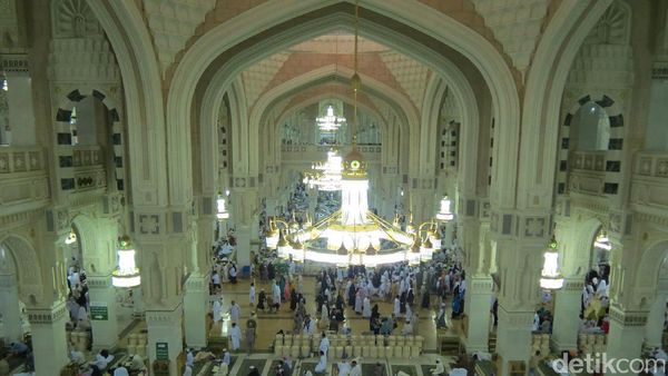 Foto: Tempat Menghibur Hati Luna Maya Saat Umroh