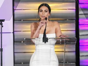 Pasca Kerampokan, Kim Kardashian Tak Bisa Tidur Tanpa Dijaga 4 Security
