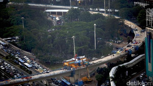 Begini Penampakan Simpang Susun Semanggi dari Ketinggian
