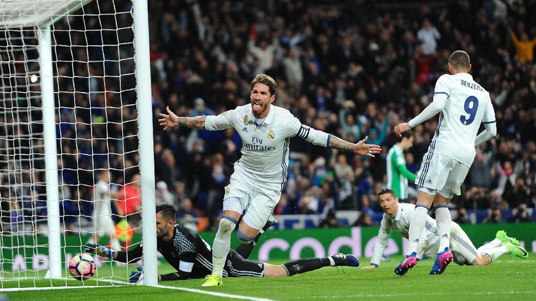 Ramos Cetak Gol Lagi, Dedikasikan untuk Sang Istri Ramos Cetak Gol Lagi, Dedikasikan untuk Sang Istri