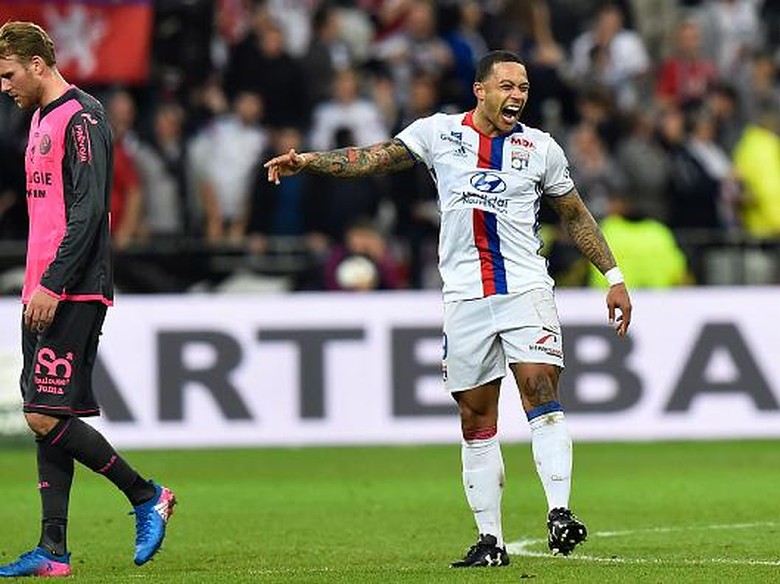 Wow! Dahsyatnya Gol Memphis ke Gawang Toulouse Wow! Dahsyatnya Gol Memphis ke Gawang Toulouse