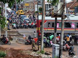 Ditabrak KRL di Perlintasan Bintaro, Pejalan Kaki Tewas