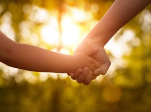 Skin Hunger, Ketika Seseorang Sangat Merindukan Sentuhan Orang Lain