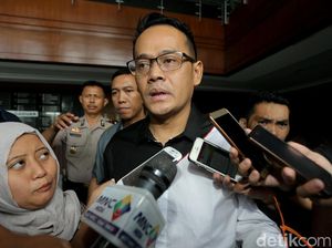 Suami Inneke Koesherawati Jalani Sidang Perdana
