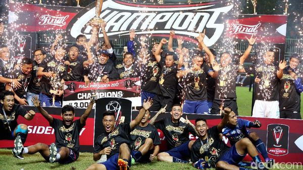 Arema FC Juara Piala Presiden 2017