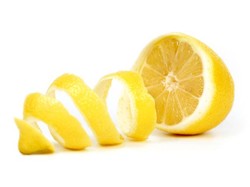Jangan Dibuang, Manfaatkan Kulit Lemon dengan Cara Ini