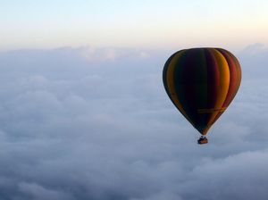 Tragis! Pria Tewas Usai Jatuh dari Balon Udara di Melbourne Tragis! Pria Tewas Usai Jatuh dari Balon Udara di Melbourne