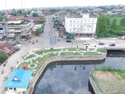 Cegah Banjir, Drainase Utama di Kota Jambi Diperbaiki