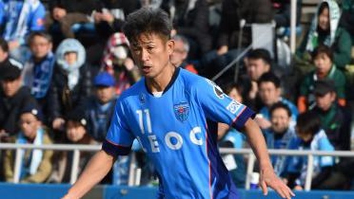 (FILES) This file picture taken on February 26, 2017 shows former Japans national team striker Kazuyoshi Miura of the J-League second-tier club Yokohama FC keeping the ball during the opening match of 2017 season against Matsumoto Yamaga in Yokohama, suburb of Tokyo.  

Twinkle-toed Japanese footballer Kazuyoshi Miura has racked up another astonishing landmark by eclipsing former England great Stanley Matthews in the record books with his second professional appearance since turning 50. Miura, played in 1-1 draw match on March 5, 2017 against V-Varen Nagasaki at 50 years and seven days -- two days older than Matthews was when he turned out for Stoke City against Fulham in 1965. / AFP PHOTO / TORU YAMANAKA