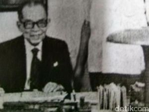 Honor Buku untuk Berhaji, Beli Rumah dan Menikah