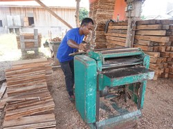 Kisah Pengusaha-pengusaha Lokal Pangkalan Kerinci Merintis Bisnis