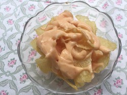 Buat Saus Cocolan Cheesy Spicy Mayo dengan 3 Bahan Ini