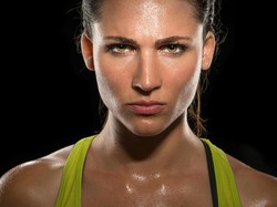 Alami Keringat Berlebih, Bisa Jadi Ini Pemicunya