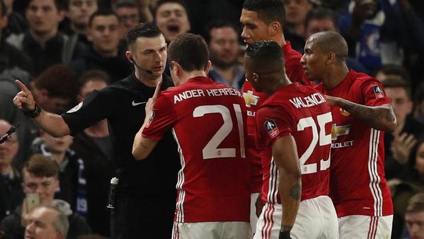 Singkirkan MU, Chelsea ke Semifinal