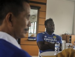 Bom Panci Sempat Buyarkan Negosiasi Persib dengan Essien