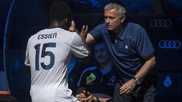 Jose Mourinho meraih dua gelar bergengsi bersama Madrid.