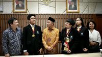 Mendikbud Sapa Pelajar Peraih 44 Medali Emas