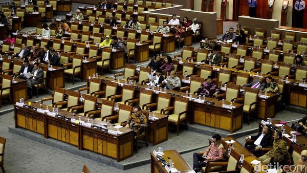 259 Anggota DPR Tak Hadir Sidang Paripurna