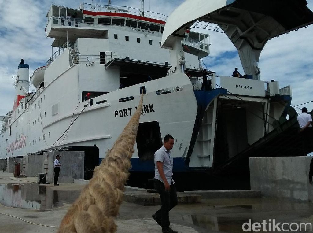 ASDP: 5 Pemalsu Tiket Pelabuhan Merak Karyawan Outsourcing ASDP: 5 Pemalsu Tiket Pelabuhan Merak Karyawan Outsourcing