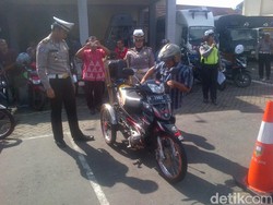 Polisi Sosialisasikan SIM D untuk Penyandang Disabilitas