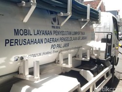 Sedot Septic Tank di Pekojan Bisa Dibayar Pakai Sampah