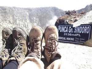 5 Brand Lokal Perlengkapan Outdoor