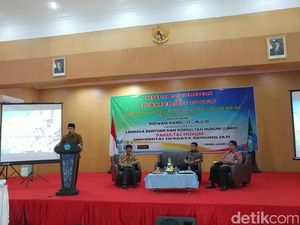 Ridwan Kamil Cerita Niat Maju Pilgub Jabar ke Mahasiswa Cirebon