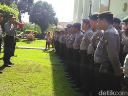 Sidang Vonis Terdakwa Pembunuhan Pengikut Dimas Kanjeng Dijaga Ketat