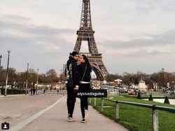 Kemesraan Al Ghazali Susul Pacar ke Paris Bikin Iri