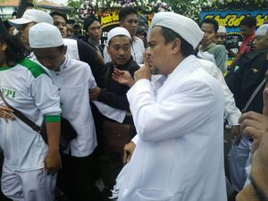Habib Rizieq: Saya Sendiri yang akan Umumkan Kepulangan Saya ke RI