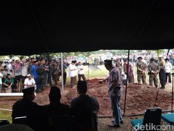 Lokasi Kuburan KH Hasyim Muzadi Kembali ke Titik Awal