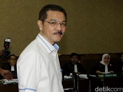 Yang Diingat Gamawan Hanya Kelebihan Bayar, Tak Tahu Mark Up HPS