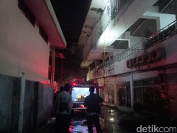 Ruang di Gedung Kemuning Bogor Terbakar, Siswa SMK Bantu Padamkan