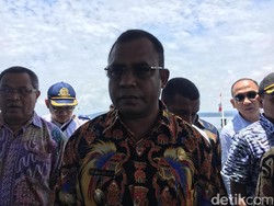 Bupati Raja Ampat Bingung Caledonian Sky Melintas di Area Konservasi