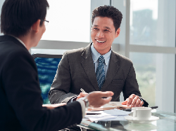 Tips Berpakaian Saat Wawancara Kerja Agar Tampil Sempurna