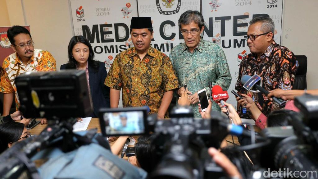 KPU Sosialisasikan Sipol KPU Sosialisasikan Sipol