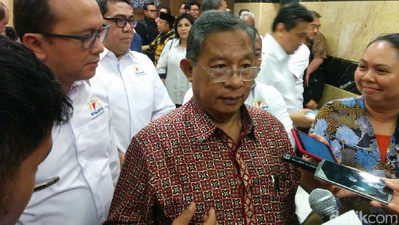 Darmin Prediksi Ekonomi RI Kuartal I-2017 Bisa Tumbuh Hingga 5,1% Darmin Prediksi Ekonomi RI Kuartal I-2017 Bisa Tumbuh Hingga 5,1%