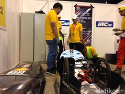 Mahasiswa UPI Rombak Total Mobil Listriknya