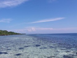 Belum Banyak Yang Tahu, Ini Cantiknya Pulau Karampuang di Sulbar
