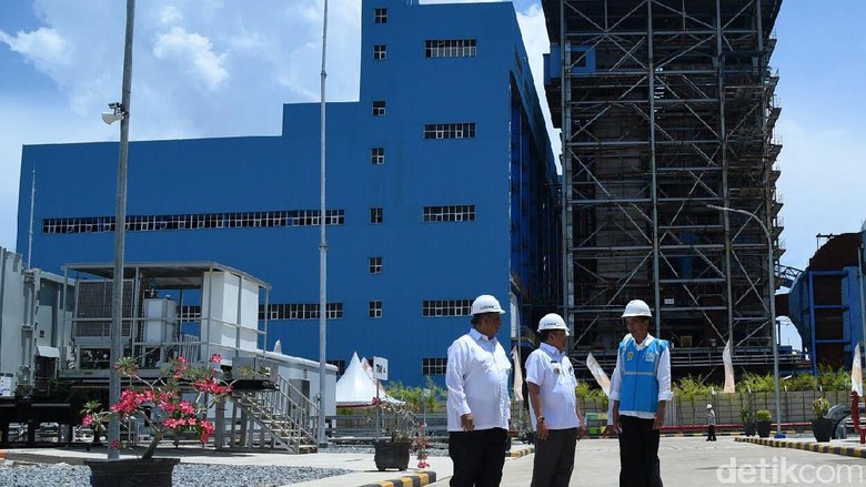 Listrik Desa di Kalbar Ini Tak Lagi Byar Pet 6 Kali Seminggu