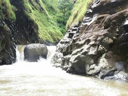 Leuwi Tonjong Garut, Surga Tersembunyi Terbaik Kedua di Indonesia