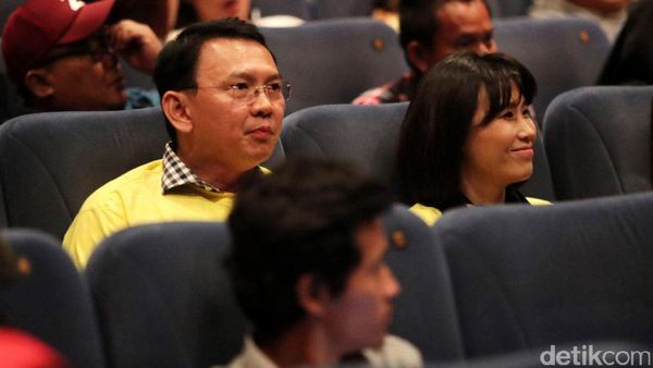Ahok Isi Akhir Pekan dengan Nonton Film Bidah Cinta